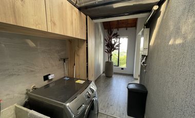 casa en venta en arroyo hondo. Cod V11628