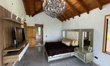 casa en venta en arroyo hondo. Cod V11628
