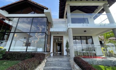 casa en venta en arroyo hondo. Cod V11628