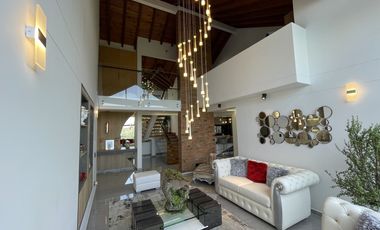 casa en venta en arroyo hondo. Cod V11628