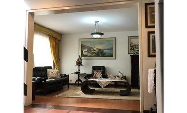 VENTA DE CASA INDEPENDIENTE EN EL POBLADO, SECTOR PALMAS PARTE BAJA