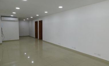 local en arriendo en santa lucia. Cod A86083