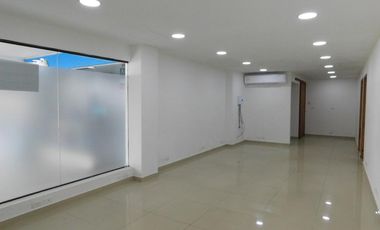 local en arriendo en santa lucia. Cod A86083