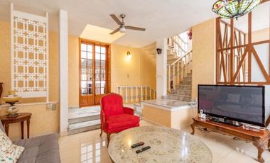 Excelente casa en venta en el corazón de Cuernavaca