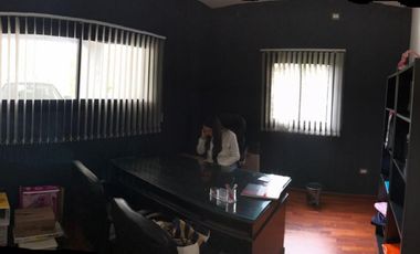 Importante propiedad en barrio privado El Lauquen - ALQUILER