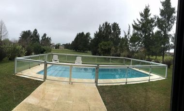 Importante propiedad en barrio privado El Lauquen - ALQUILER