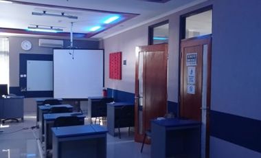 Kantor Dijual Strategis Dekat Tol Pasteur di Cibeunying Kaler Kota Bandung