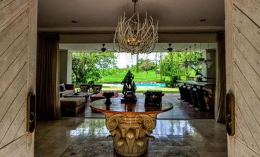 Luxury Fully Furnished Villa with Ocean View at Bali