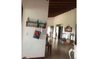 Hermosa finca en Marinilla vereda la rivera a 10 minutos del pueblo