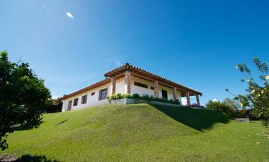 Hermosa finca en Marinilla vereda la rivera a 10 minutos del pueblo