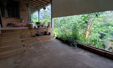 casa en venta en miravalle. Cod V14124