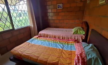 casa en venta en miravalle. Cod V14124