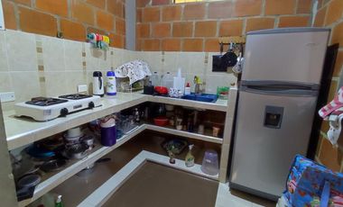 casa en venta en miravalle. Cod V14124