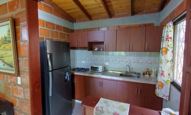 casa en venta en miravalle. Cod V14124