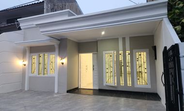 Rumah Baru Harga Terbaik di Area Strategis Tebet Barat Dalam Jak-Sel