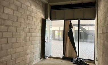 local en arriendo/venta en ciudad del puerto. Cod V104000
