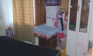 VENTA  de propiedad 2 galpones, casa al fondo, mas amplio departamento 4 ambientes con terraza en primer piso