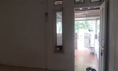 Disewakan Rumah Hook Kranji Bekasi dkt Stasiun Tol Jl Raya