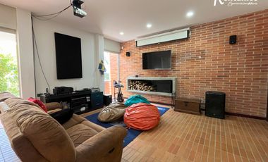 casa en arriendo en loma del atravesado. Cod A775645