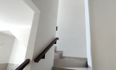 Rumah sewa Allegria Park dekat Santa Ursula BSD dan Pasar Modern