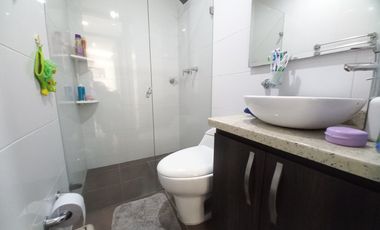 apartamento en arriendo/venta en edificio torre rfp piso 20. Cod A13864