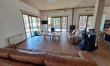 Casa en alquiler en Pinamar