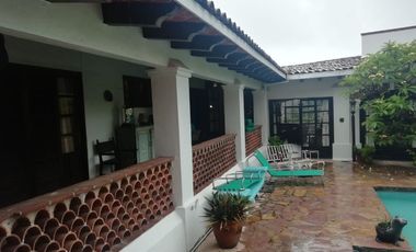 Casa en Privada en Las Palmas Cuernavaca - CRB-940-Cp
