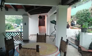 Casa en Privada en Las Palmas Cuernavaca - CRB-940-Cp