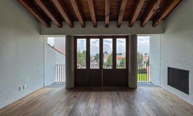 Casa en venta en Club de Golf Los Encinos