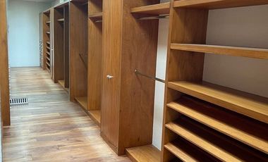 Casa en venta en Club de Golf Los Encinos