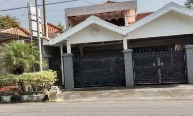 Dijual rumah di Jl.dr.Soetomo Sidoarjo kota