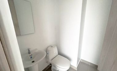 consultorio en arriendo en loma de oro. Cod A26608