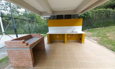 apartamento en arriendo/venta en arboleda campestre yarumo piso 7 sin ascensor. Cod A13536