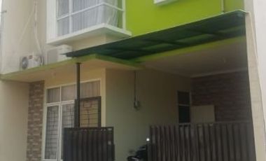 Rumah 2 lantai Banten , 1 menit ke jalan raya dan mogot