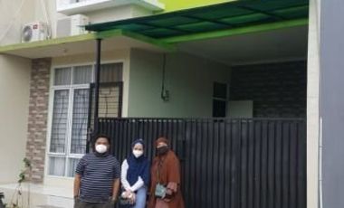 Rumah 2 lantai Banten , 1 menit ke jalan raya dan mogot