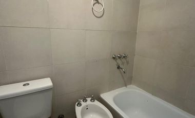 VENTA DPTO 2 AMBIENTES EN IMPORTANTE COMPLEJO..  LOS SAUCES.