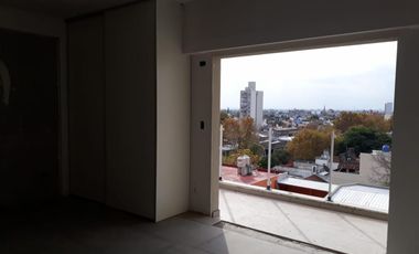 MONOAMBIENTE EN OBRA, EDIFICIO DE CATEGORÍA