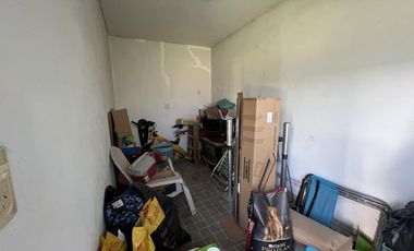 EN VENTA  CASA 6 DORMITORIOS. 3 COCHERAS CUBIERTAS. QUINCHO Y PILETA. TERRENO DE 1422M2 - FUNES.