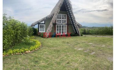 En Venta! Espectacular Casa De Campo Con Piscina En El Condominio Yanashpa En Tarapoto