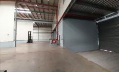 SE ALQUILA GALERA EN VIA TOCUMEN 480.63 MTS MANTENIMIENTO INCLUIDO
