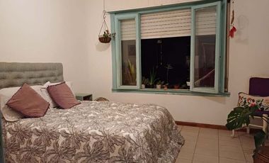 Casa PH en venta en Villa Dominico