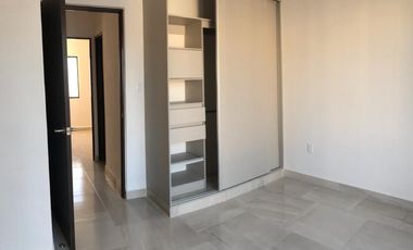 CASA EN RENTA  al sur de León gto salida a Silao