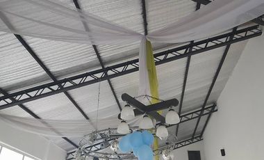 Galpón Con Baños, Cocina Y Oficina En San Justo