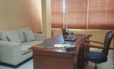 VENTA DE EDIFICIO EN CIUDADELA LAS ORQUIDEAS  (CMC)