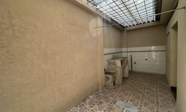 casa en arriendo en nueva floresta. Cod A4151
