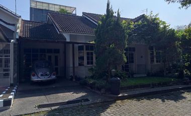Rumah di Coblong Bandung cipaganti lokasi strategis asri aman nyaman siap huni