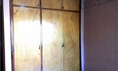 VENTA - HERMOSO E IMPORTANTE CHALET EN PARQUE LURO