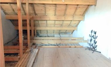 VENTA - HERMOSO E IMPORTANTE CHALET EN PARQUE LURO