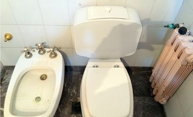 VENTA - HERMOSO E IMPORTANTE CHALET EN PARQUE LURO