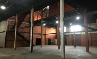 Galpón 1300m2 Internos en 2 Plantas, apto usos varios